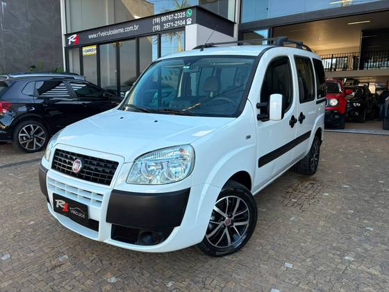 FIAT DOBLÒ 1.8 MPI ESSENCE 16V FLEX 4P MANUAL FIAT DOBLÒ 1.8 MPI ESSENCE 16V FLEX 4P MANUAL